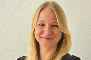 Porträtfoto von Katja Bachinger von der Lohnsteuerhilfe Bayern e.V.