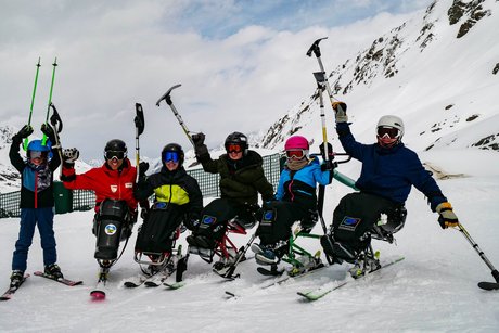 Gruppenfoto von den Teilnehmerinnen und Teilnehmern des Mono- und Biskikurses 2023 im Kaunertal.