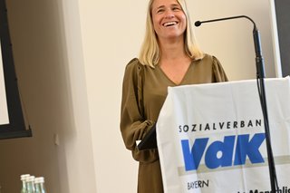Auf dem Foto sieht man VdK-Präsidentin und Landesvorsitzende des VdK Bayern Verena Bentele.