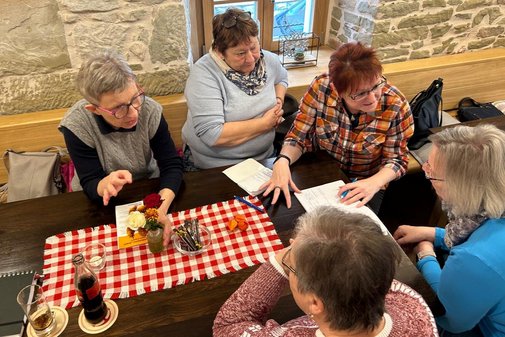 Beim Frauenfr&uuml;hst&uuml;ck des Kreisverbands Neustadt/Aisch-Bad-Windsheim herrschte bereits reger Austausch zum Thema &bdquo;Gewalt gegen Frauen".