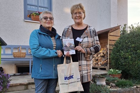 Ortsvorsitzende Annegret Herrmann (rechts) mit ihrer Stellvertreterin Reinhilde Wöhrmann.