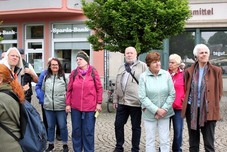 Einige Teilnehmer bei der Stadtf&uuml;hrung