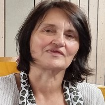 Abgebildet ist die Kassiererin Gabriela Rohde