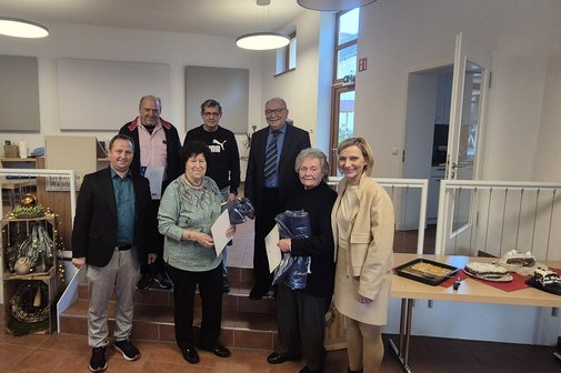 Gruppenbild der Vorstandschaft in der Herzogscheune