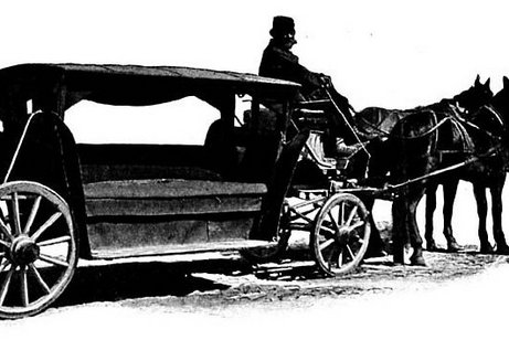 Uraltes Pferdegespann