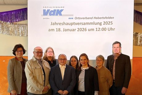 Der neugew&auml;hlte Vortstand mit dem Wahlausschuss