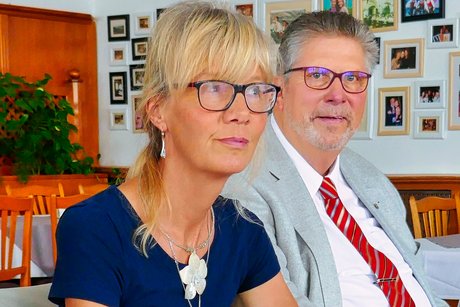 Monika van Beest ist als Beisitzerin neu im Vorstand im Bild mit dem OV-Vorsitzenden Günter Hellwig