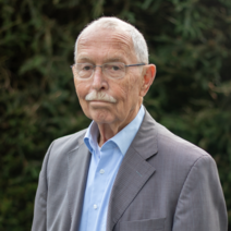 Portrait Prof. Dr. Werner Grüninger