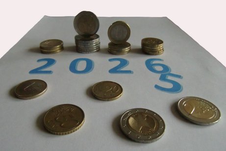 Themenbild Jahreswechsel mit Eurostücken;