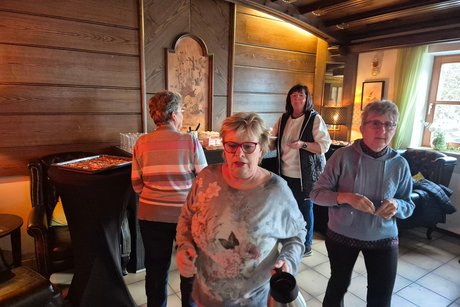 Volles Haus beim Pflegestammtisch des OV-Zwiesel Volles Haus beim Pflegestammtisch des OV-Zwiesel
