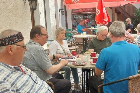 Bild 4 vom Kaffeetrinken
