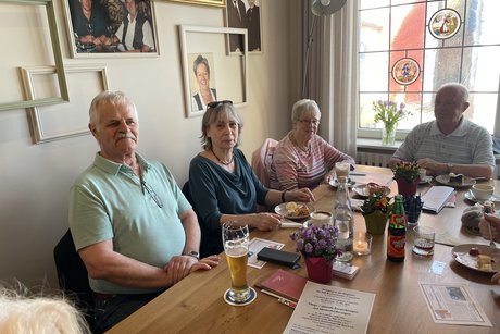 Mitglieder und Intressierte vom VdK beim gemeinschaftlichen Treffen