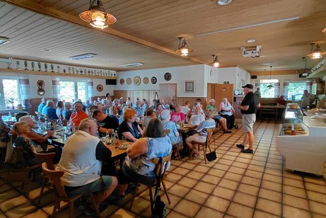 Der VdK Ichenhausen-Ellzee zu Gast im Sch&uuml;tzenheim der Vereinigten Sch&uuml;tzengemeinschaft Ichenhausen