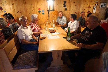 Abendeinkehr beim Weingut Alt in Ippesheim
