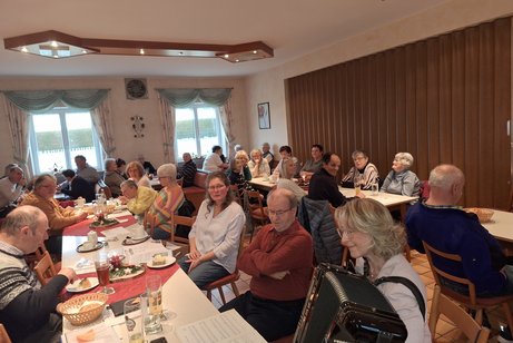 "Alle Bilder vorbehalten"