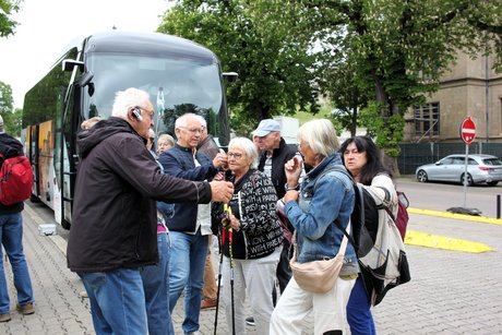 Einige Teilnehmer bei der Stadtf&uuml;hrung