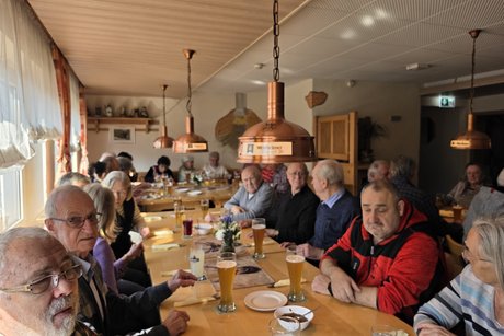 Wei&szlig;wurstfr&uuml;hst&uuml;ck im Amboss