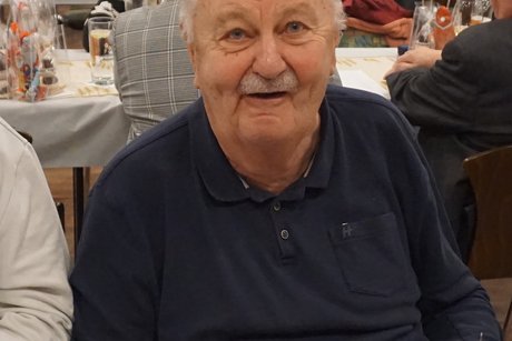 Teilnehmer*innen bei der Adventsfeier