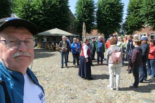 VdK Mitglieder bei einer Führung in der Festungsstadt Bourtange in den Niederlanden.