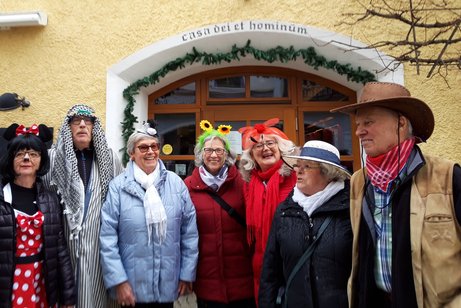 Gastst&auml;tte "H&uuml;nn&acute;s" am Rathausplatz