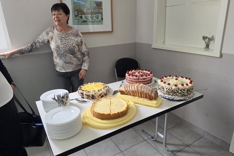 Das Kuchenbuffet mit B&auml;ckermeisterin Carola Hammer