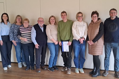 Neu gew&auml;hlte Vorstandschaft im Ortsverband