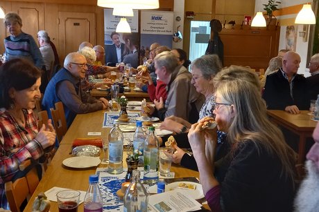 So eine Bratwurst ist schon was Gutes So eine Bratwurst ist schon was Gutes