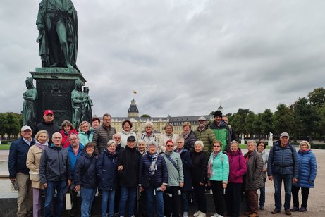 Gruppenfoto im Schlosspark Karlsruhe