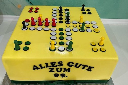 Mensch-Ärgere-Dich-Nicht Spiel und Genuß