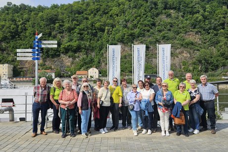 die Truppe an der Donau