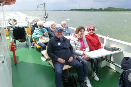 Aud dem Bild: Mitglieder des OV-Kleinwallstadt auf der Fahrt durch den Jadebusen.