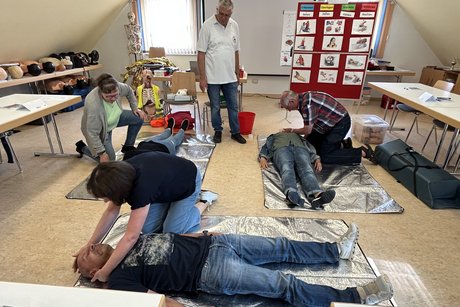 Angelika rettet ihren Markus Angelika rettet ihren Markus