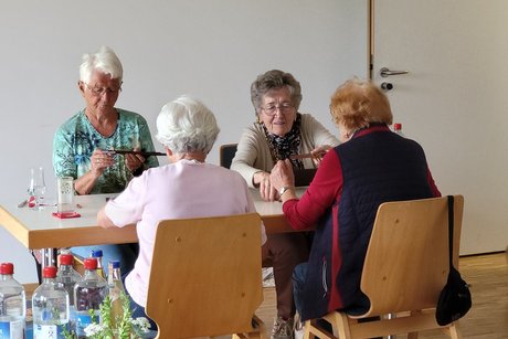 Spielenachmittag im Dorfgemeinschaftshaus Probstried