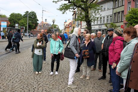 Einige Teilnehmer bei der Stadtf&uuml;hrung