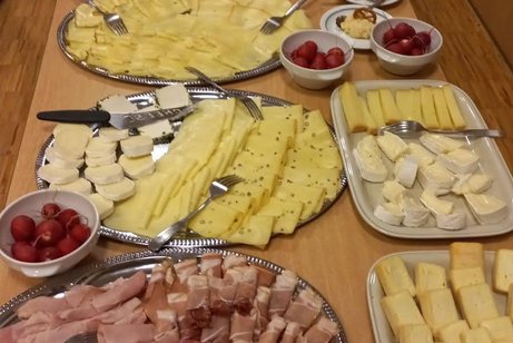 Foto von den leckeren kalten Platten vom letzten Herbstfest