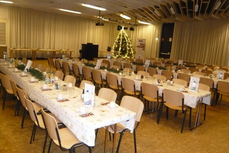 Blick in den Saal Blick in den Saal