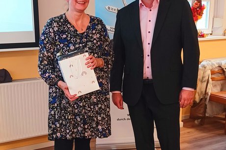 Frau Hegner, Herr H&ouml;fer