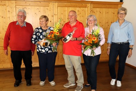 Von links: Vorsitzender Michael Zeisler, vorherige Stellv. Vorsitzende Rita Gilg, Beisitzer Kurt Gilk, vorherige Frauenbeauftragte Katharina Sch&ouml;rghuber, neue stellvertredende Vorsitzende Beate Leupold