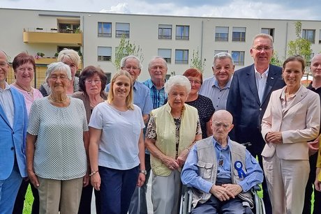 Viele Gratulanten bei Max Jahn Alles Gute zum 100sten!