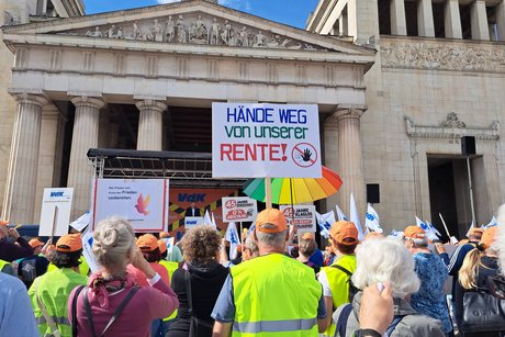 Demo Start am K&ouml;nigsplatz mit VdK Teilnehmern