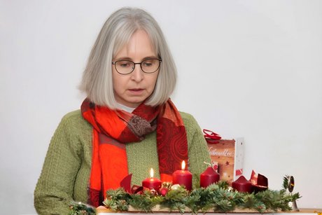 Frau Dr. Gudrun K&ouml;hl las eine am&uuml;sante Weihnachtsgeschichte