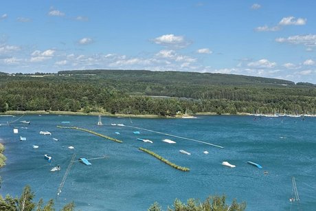 Erlebnisholzkugel am Steinberger See