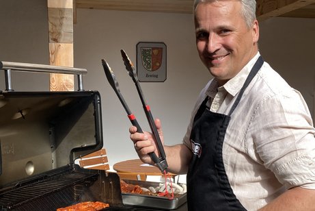 Grillen zum Mittag in Zenting