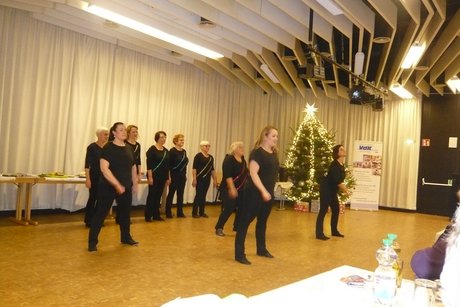 Frauentanzgruppe Schönau Frauentanzgruppe Schönau