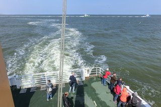 auf dem Bild: Mitglieder des OV-Kleinwallstadt auf der Fahrt mit dem Fährschiff zur Insel Norderney.