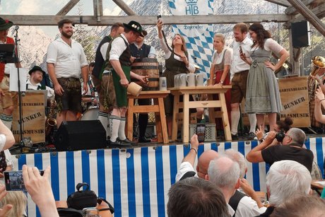 Waldsommerfest-Einzug Waldsommerfest-Einzug