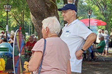 Rudi hilft am Glücksrad Rudi hilft am Glücksrad