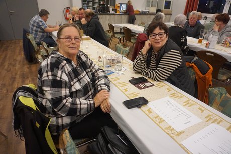 Teilnehmer*innen bei der Adventsfeier