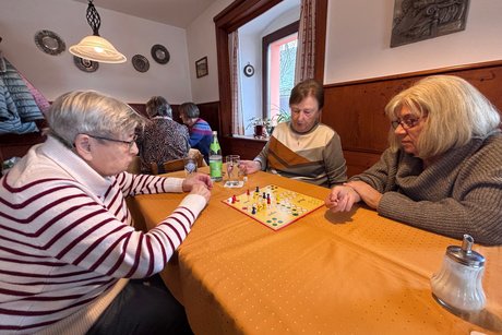 Ganz im Spiel Wir freuen uns auf einen schönen Nachmittag.