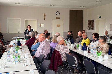 Sonja Erlwein h&auml;lt eine Rede